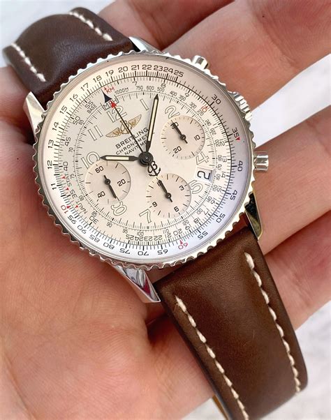 breitling navitimer a23322 automatic